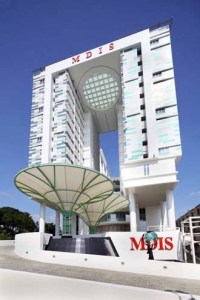 MDIS Singapore Residences costing S$80 million, the new 15-storey on-campus student hostel consists of 782 air-conditioned rooms, 14 suites, a lecture theatre and cafeteria.